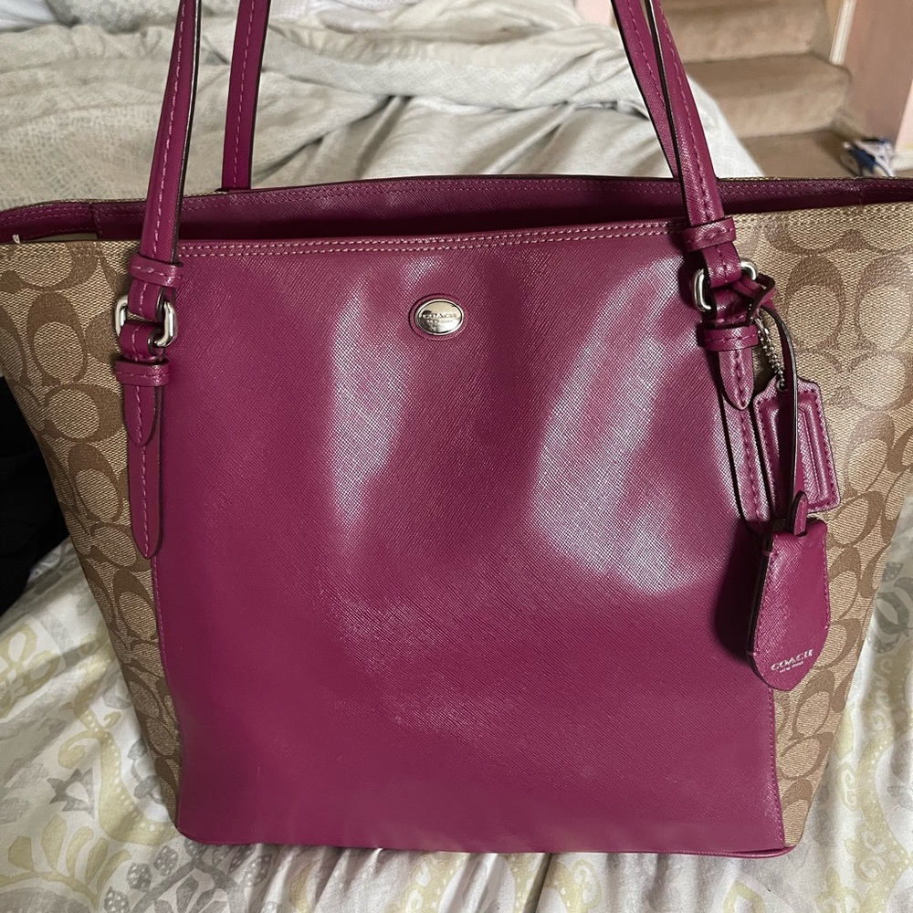 Coach tote